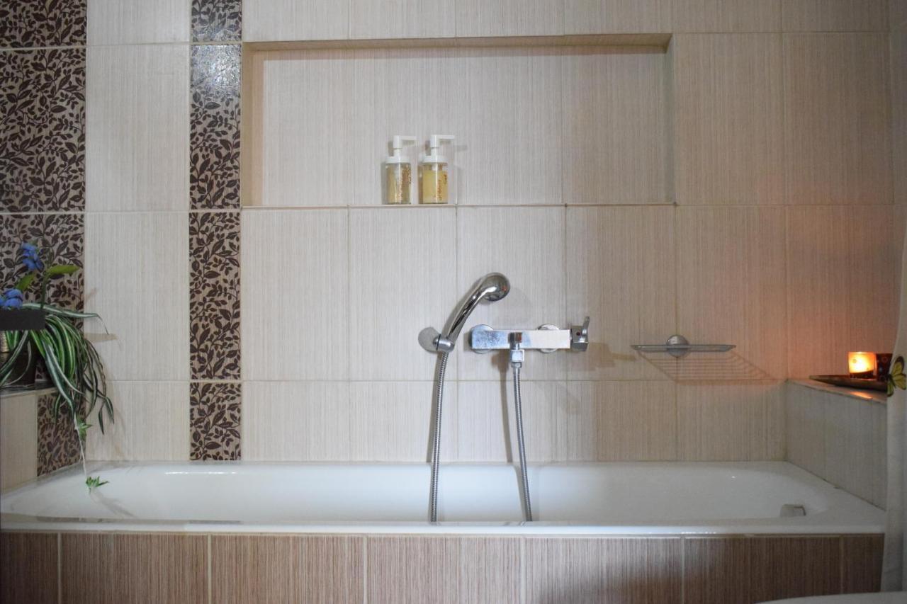 Appartamento Five Stars In Trikala Esterno foto