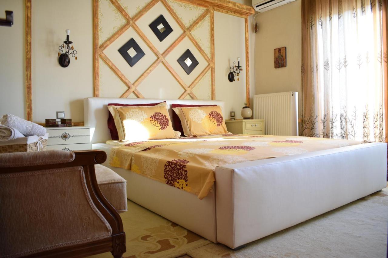 Appartamento Five Stars In Trikala Esterno foto