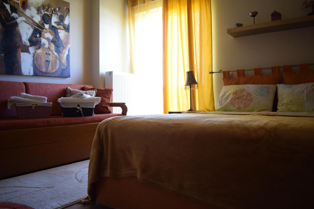 Appartamento Five Stars In Trikala Esterno foto